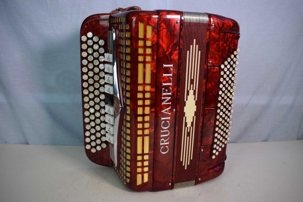 Acordeao Crucianelli 3 Voz. N  115