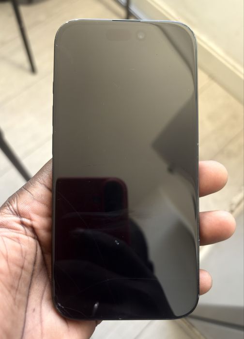 iPhone 16 Normal