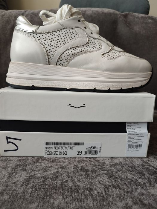 Кросівки Voile Blanche 39р  оригінал