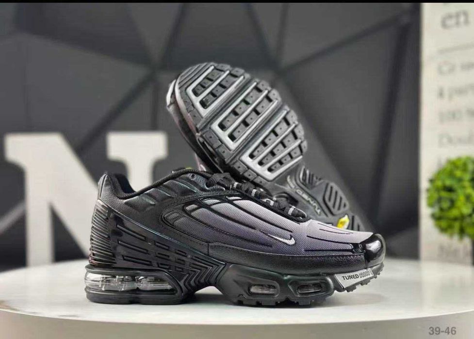 Air Max TN Plus III R.41