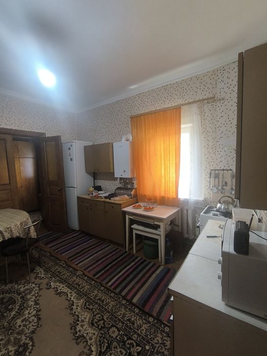 Продається будинок вул Червона Рута