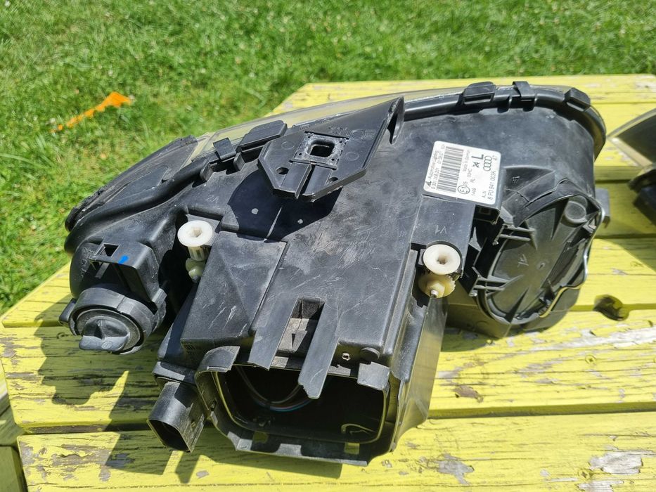AUDI A3 8P (03-08)- LAMPY przednie przód LEWA i PRAWA oryginalne AL