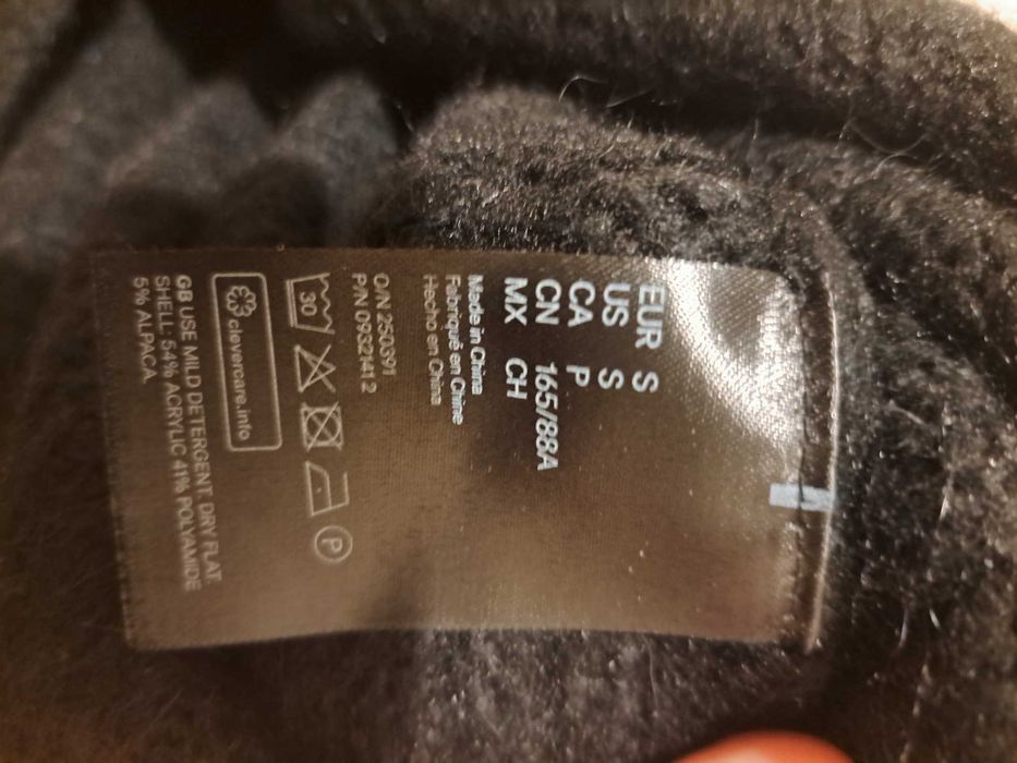 Piekny cieply golf z alpaka