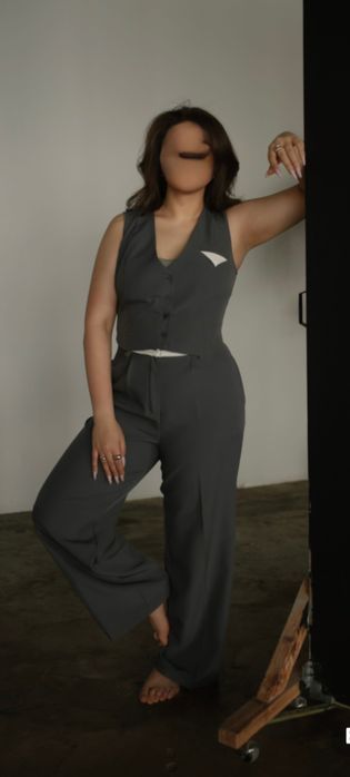 Костюм класичний сірий з преміальої костюмної тканини