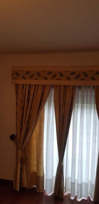Conjunto Cortinados + Sanefa no mesmo padrão64738135780865125