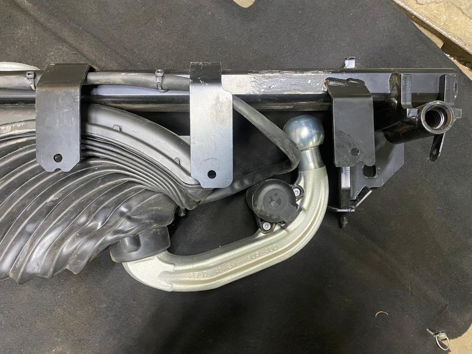 Фаркоп БМВ X3 X4 G01 G02 2025 року Європа