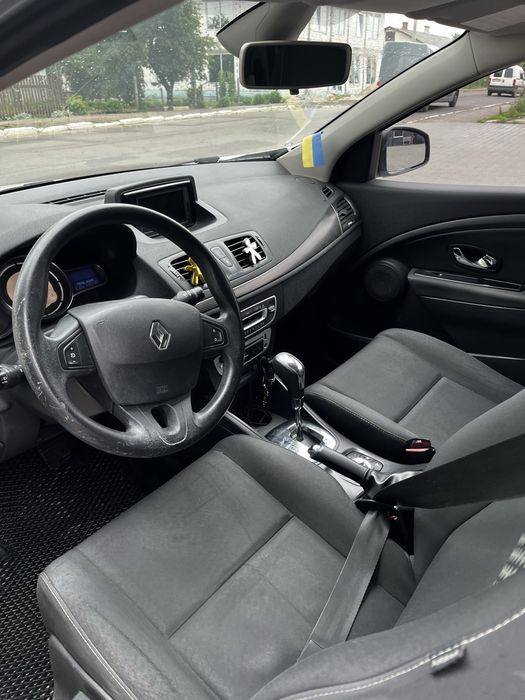 Продам Renault Megane III 2013 року.