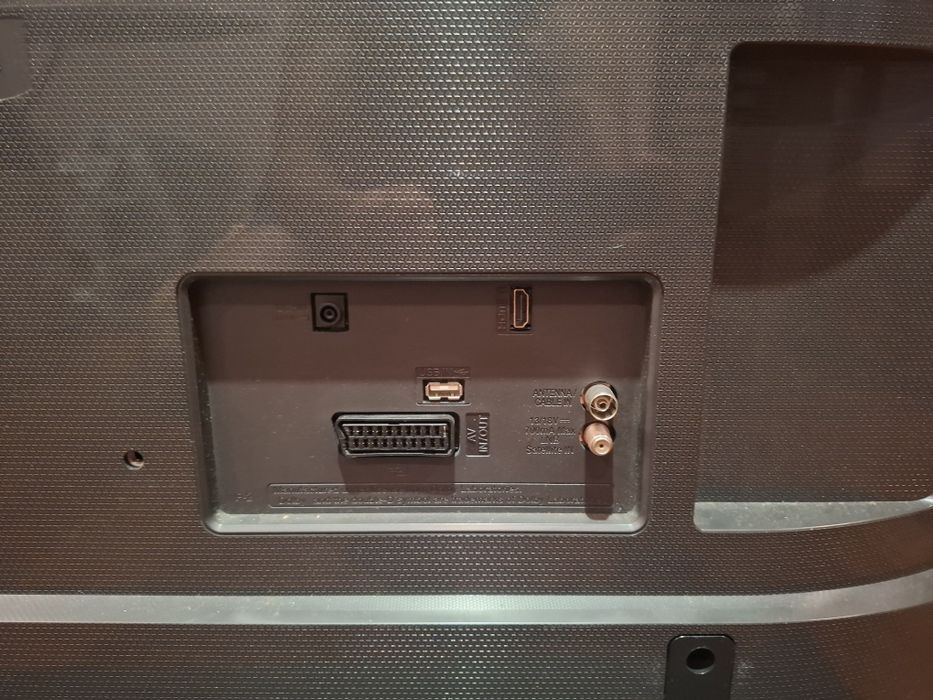 Vendo TV HD Led LG 43LH510V 108cm