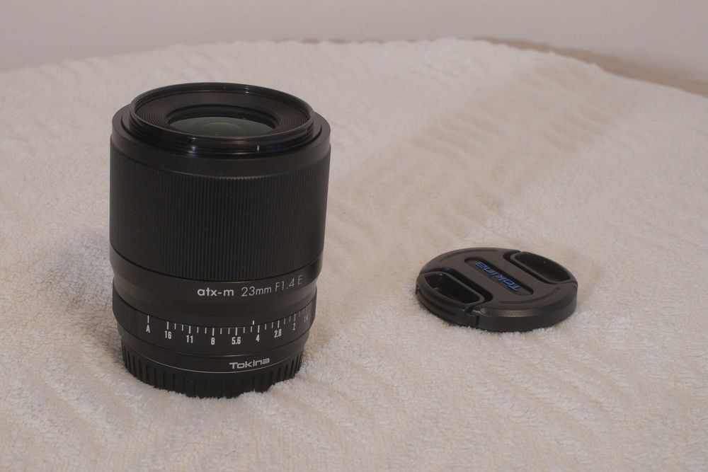 Obiektyw "Tokina ATX-M" 23 mm F/1.4, Sony E (APS-C) - stan idealny!