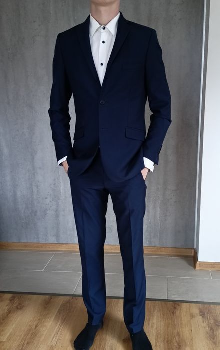 Garnitur męski bierzmowanie, egzamin 175 cm wzrostu, szczupły