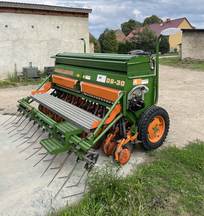 Siewnik zbożowy Amazone D9-30 Talerzowy