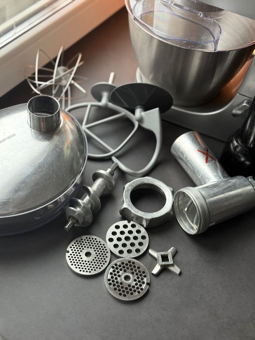 Rezerwacja/ Mikser stojący / robot planetarny Kenwood plus gadżety