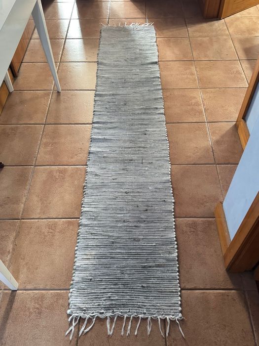 Tapete Passadeira Cinza e Branco 230x48 cm