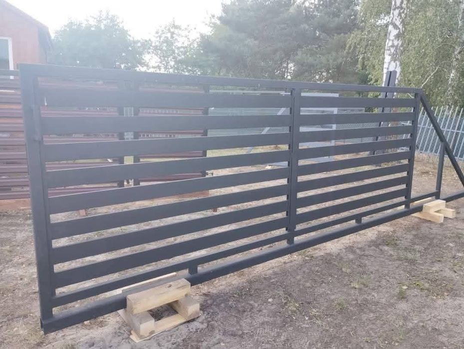 Sprzedam bramę skrzydłowa 4m