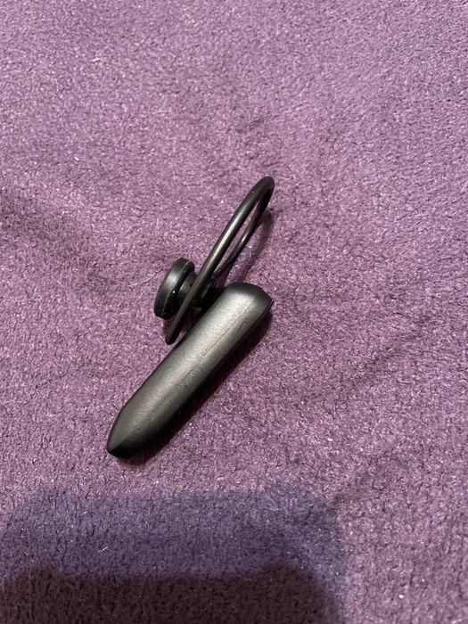 Продам моногарнітура Jabra Talk 5 чорного кольору.