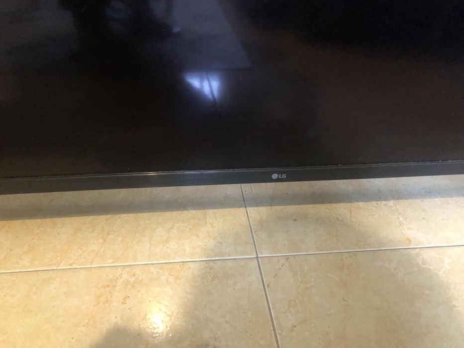 Tv com para peças