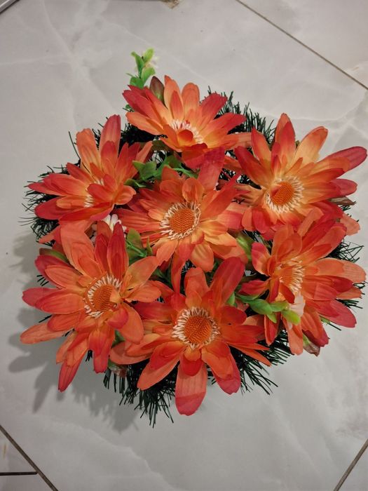 Поминальны венок -корзина