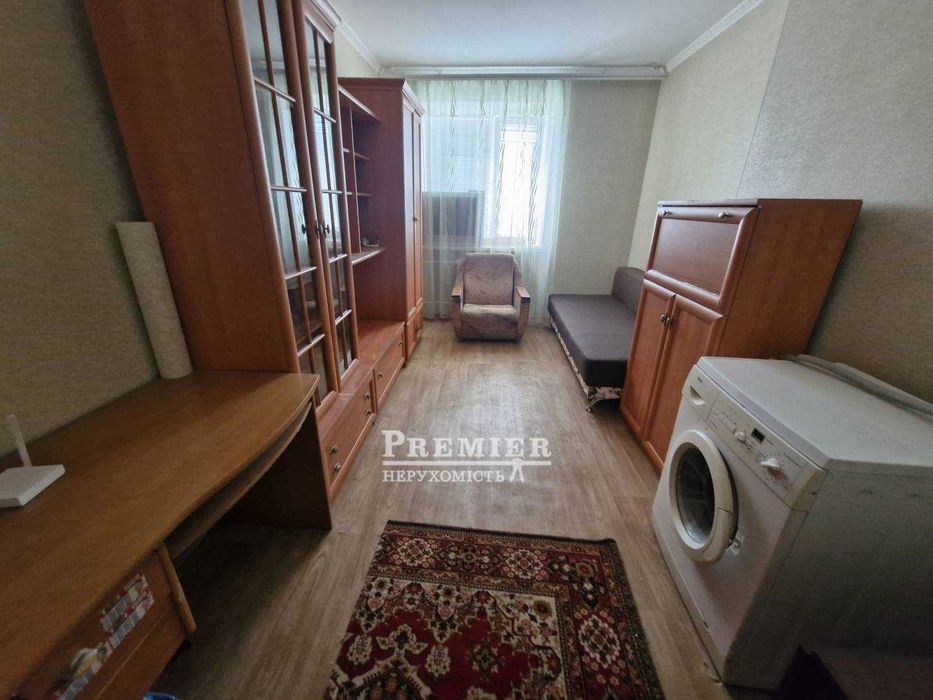 Пропонується на продаж кімната в комунальній квартирі