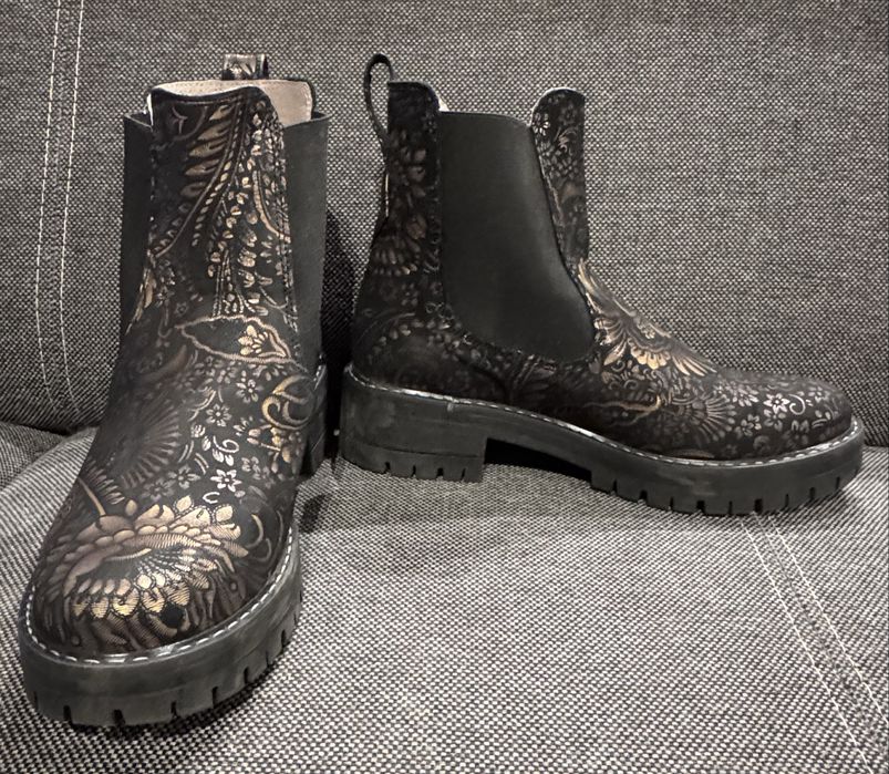 Skórzane botki sztyblety