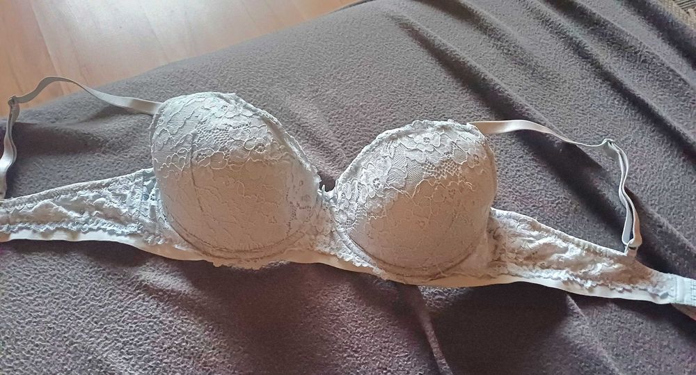 Biustonosz 75c baby blue kappahl