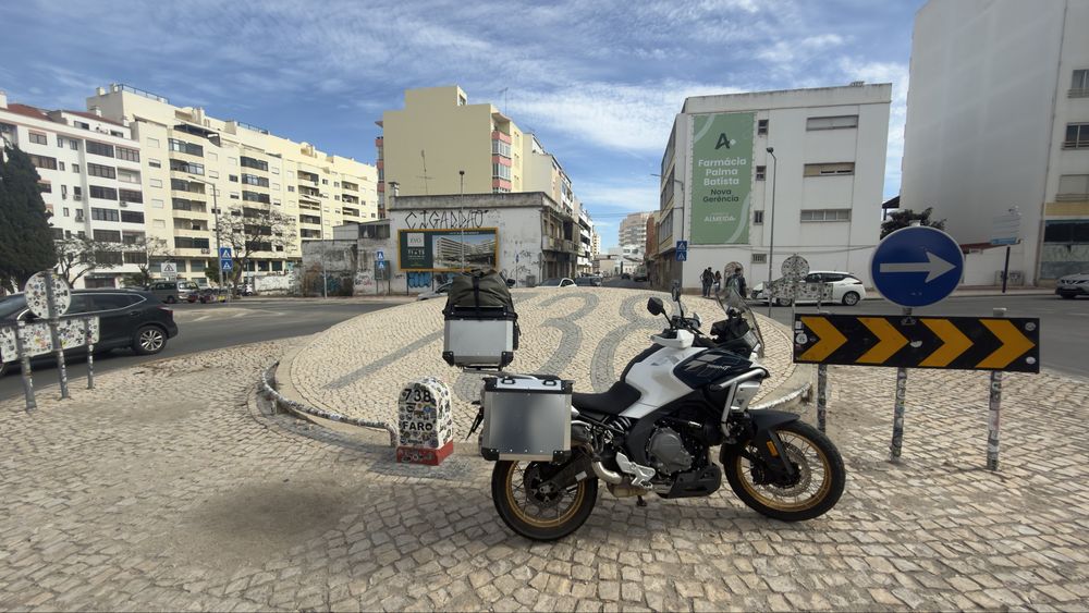 Cfmoto 700 mt adv