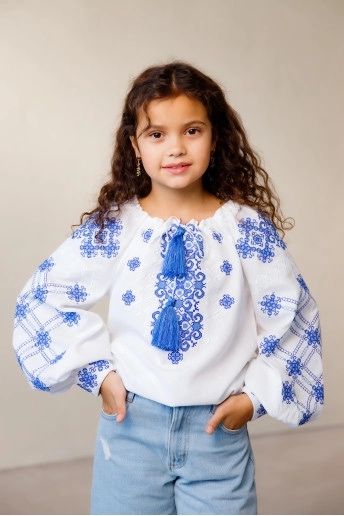 Вишиванка для дівчинки