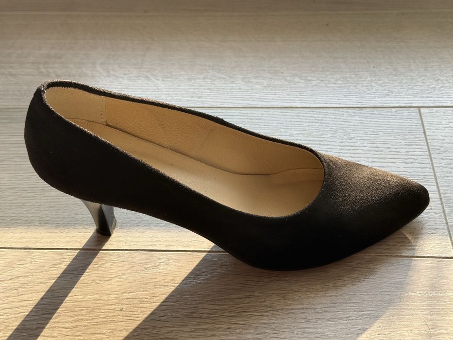 Buty szpilki zamszowe 38