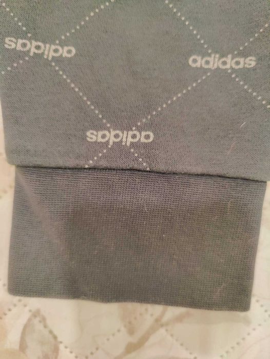 Hoodie Adidas tam. XL em muito bom estado