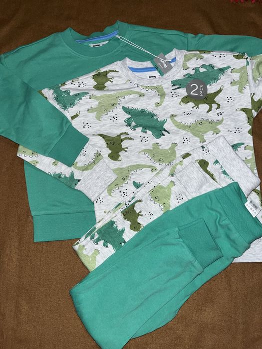 Костюм, штаны, кофта на мальчика 7-8 Sinsay