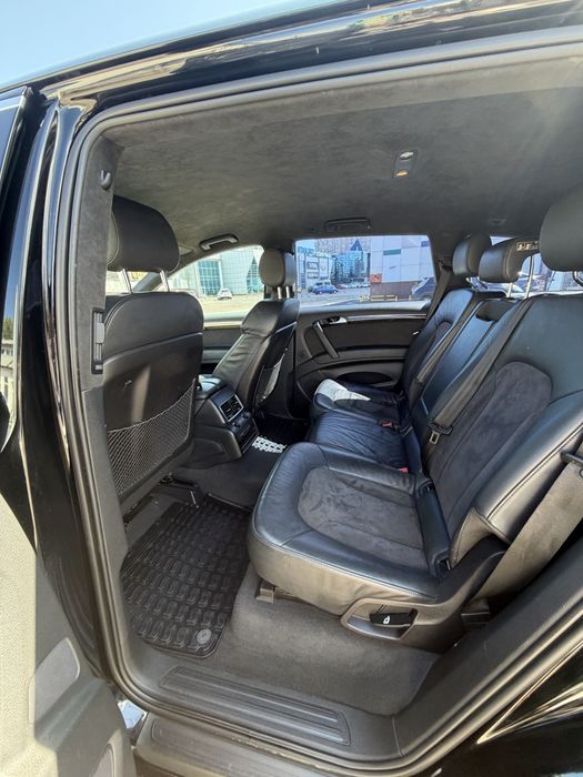 Продам Ауди Q7 3л дизель