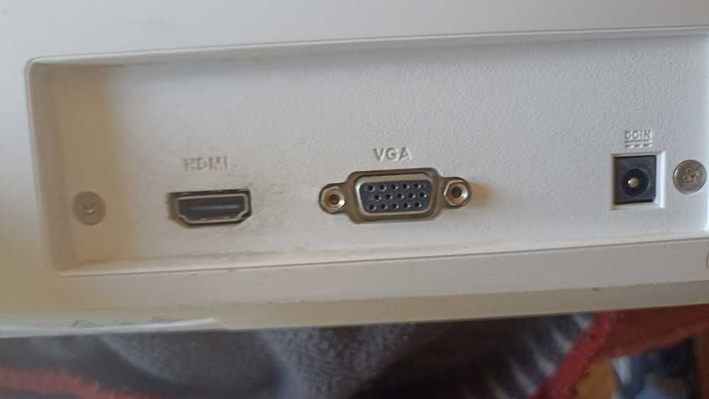 Monitor ASUS VZ239HE (23'' - Full HD - LED IPS)