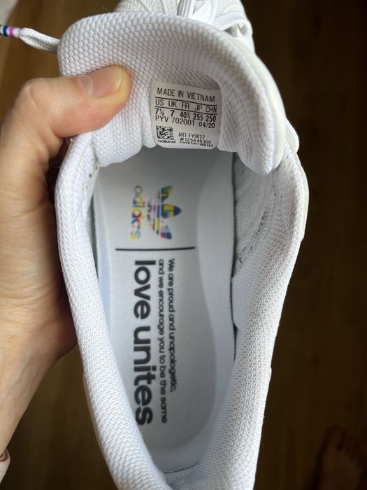 Кросівки Adidas Superstar Pride