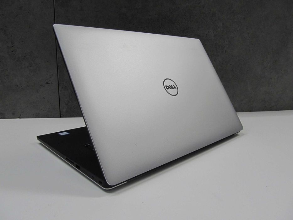 Dell Precision 5520 i7 7th 16GB dysk 256SSD Nvidia Quadro Windows 11