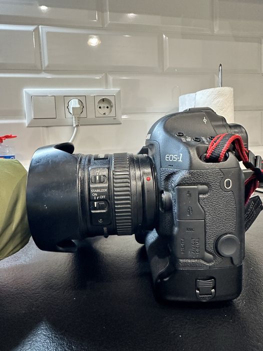 Canon EOS-1 D Mark lV