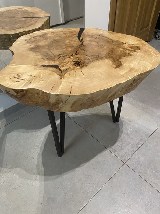 Stolik z plastra z żywicą-74/70cm