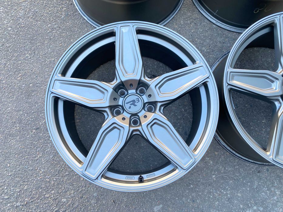 Разноширокие литые диски R 20 5*120 БМВ Х5 BMW F15. R3 Wheels