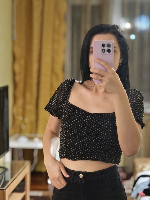 Жіночі блузки різні