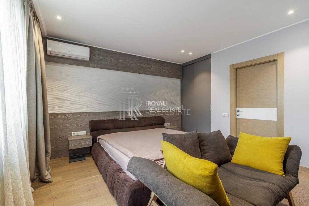 Продаж 3-х квартири ЖК Либідь Малевича, Центр