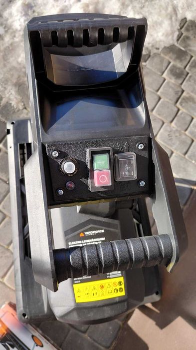 Фрезерний подрібнювач 2.8кВ шредер Yardforce 45см 60л Німеччина