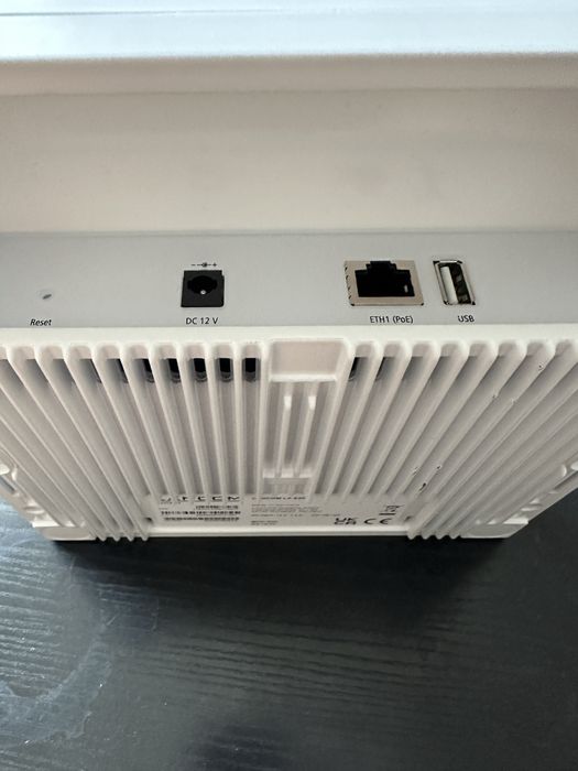 маршрутизатор Lancom Systems LX-6200 роутер, точка доступу