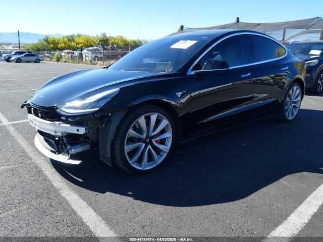 Tesla Model 3 2018 .