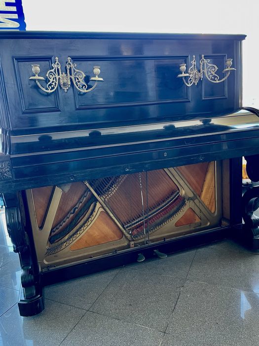 Piano Antigo A.BORD Paris