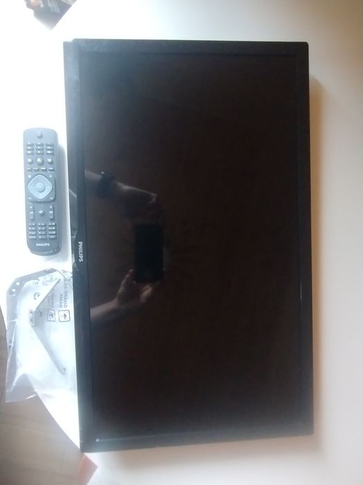 TV 24" Philips 24PHT4000/12+ dekoder DVB T2 gratis!