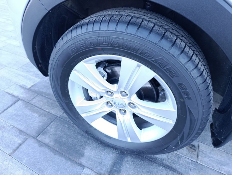 Продам  гарний  автомобіль