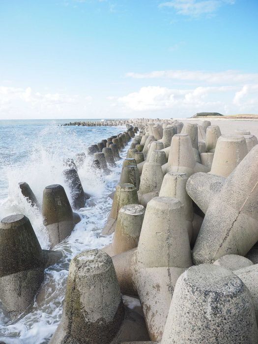 Betonowy blok mur czworonóg gwiazdoblok jeż zapora drogowa GDAŃSK