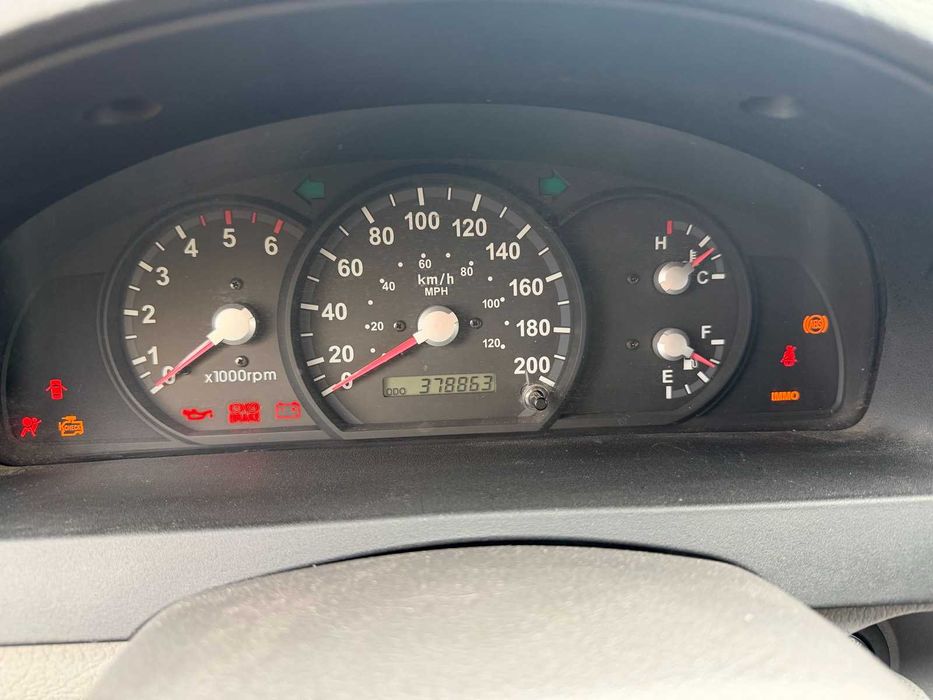 KIA Sorento 2005 року 2.5 дизель, механіка, торг !!!