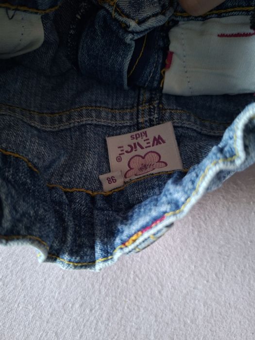 98 spódniczka  jeansowa haftowana krotka