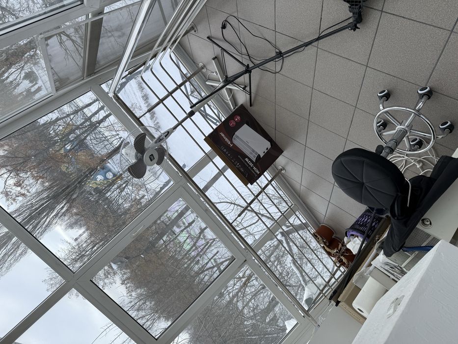 Офіс в оренду в центрі в парку, 3й поверх 33кв.м