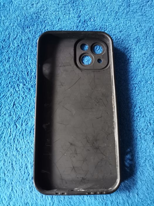 Etui do iPhone 13