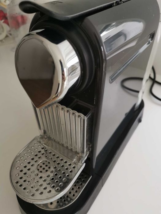Nespresso Citiz preto